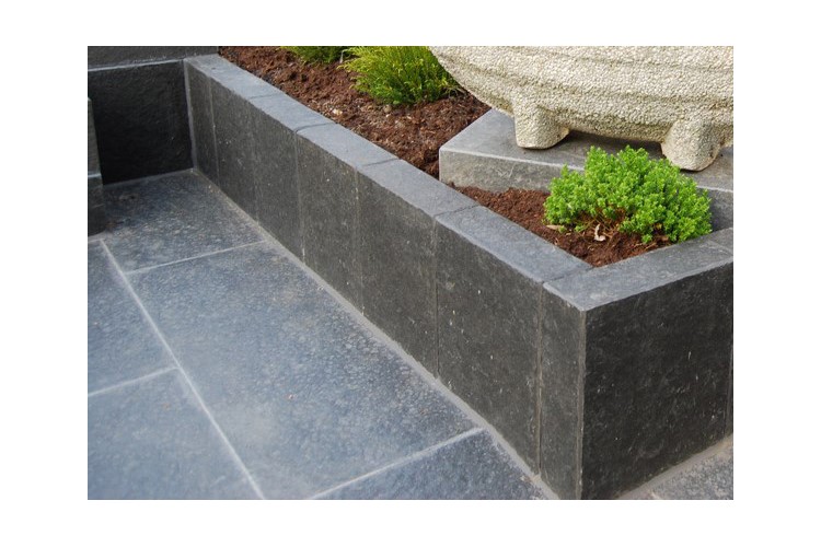 MILAN BASALT 150x25x7 CM