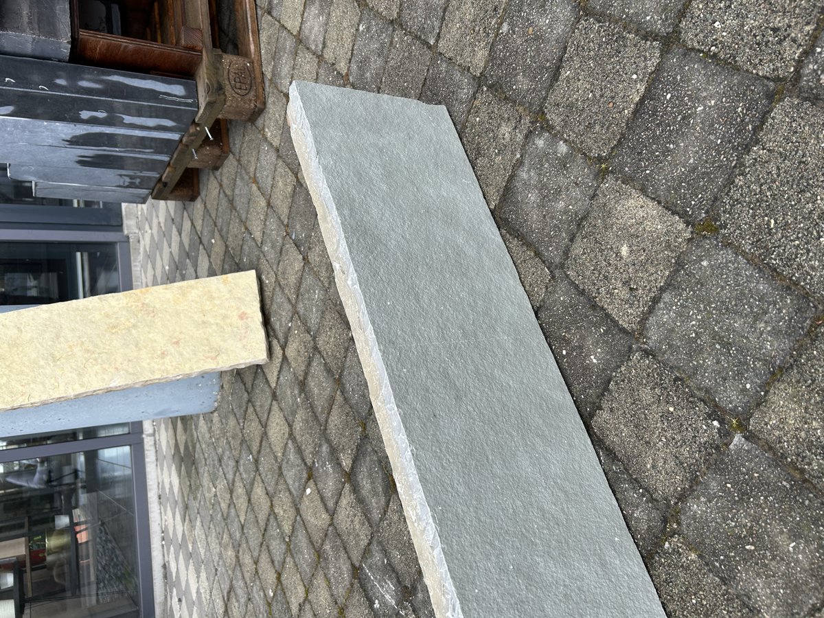 HIMALAYA GREY  100x25x5-7 CM