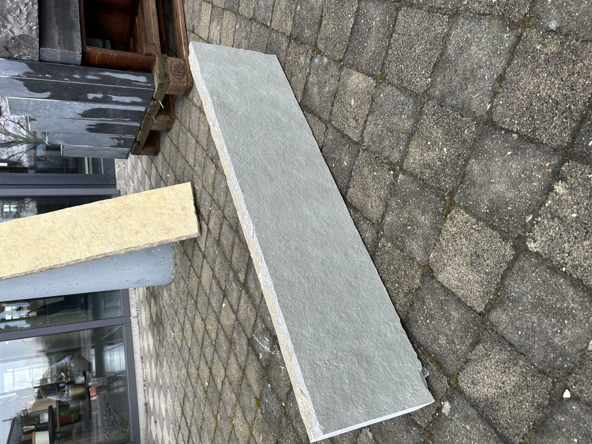 HIMALAYA GREY  100x25x5-7 CM