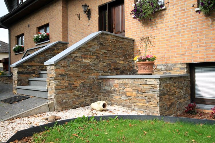 RIEMST 28x15.2x4-5 CM PETIT COIN