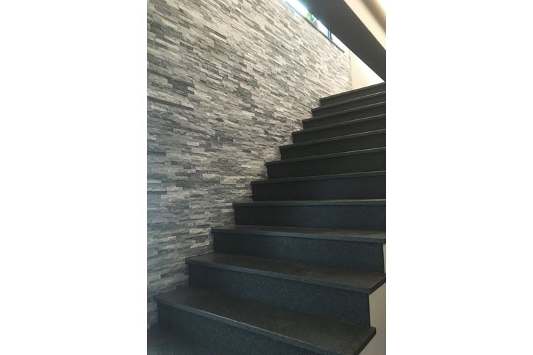 BRUSSELS 40x10x0.8-1.5 CM