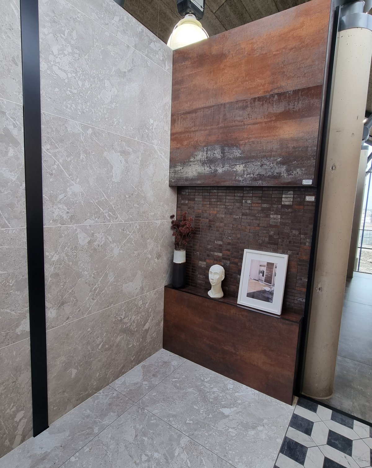 CERAM BELCASTEL SILVER 90x90x1.05 CM