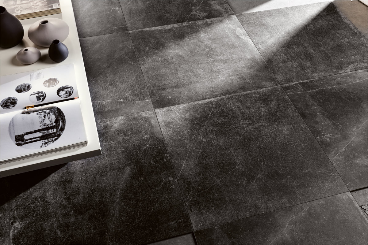 CERAM PANAREA BLACK 100x100x1 CM