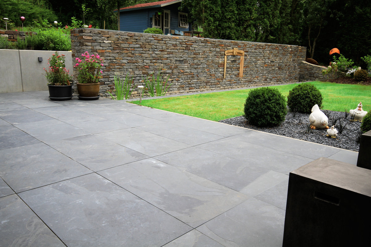 BLACK SLATE 60x60x2.5 CM