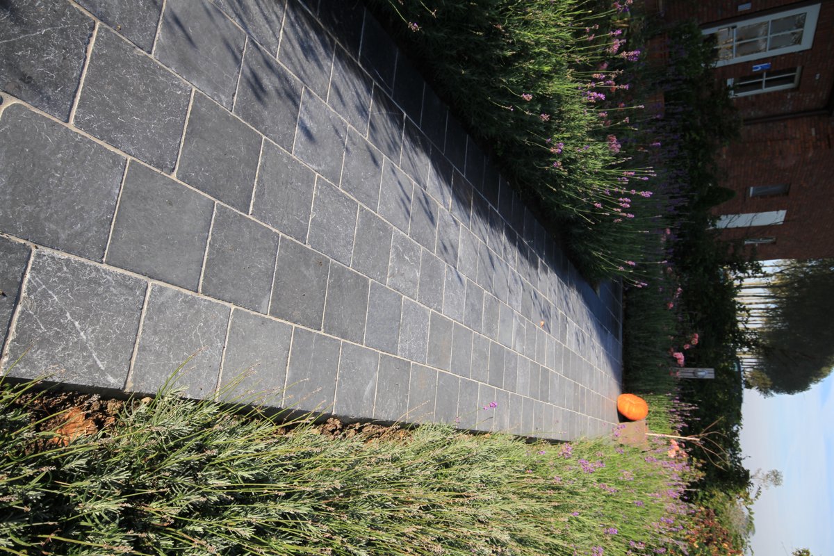 JULIE  20x20x2.5 CM F.P.