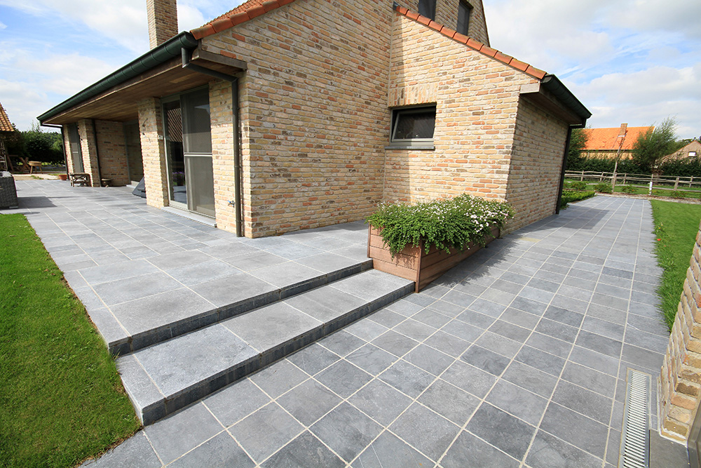 JULIE  20x20x2.5 CM F.P.