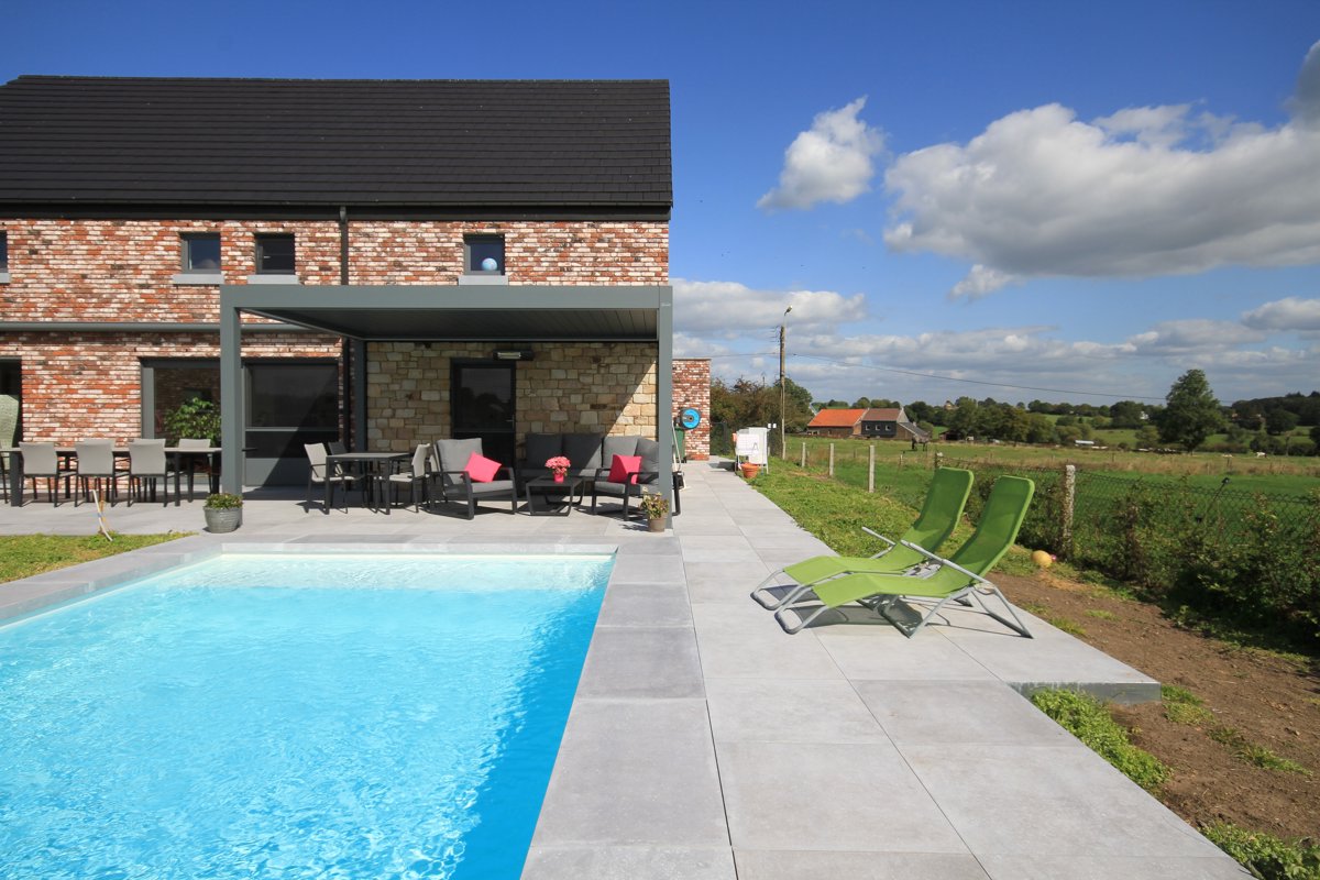 CERAM BELGIUM GREY NEW  100x100x2 CM