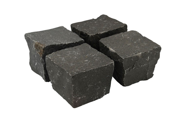 MILAN BASALT (VIETNAM) 10x10x8-10 CM